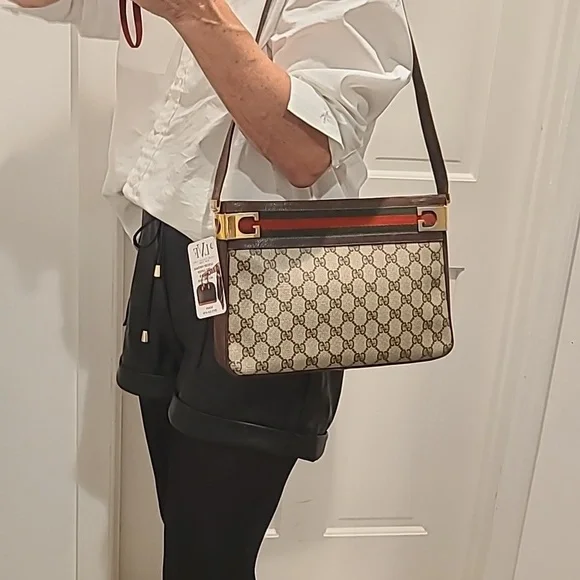 GUCCI VINTAGE 1970'S WEB SHERRY LINE COATED CANVAS/LEATHER SHOULDER BAG- RARE - Picture 4 of 17